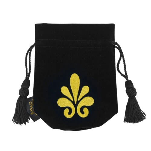Individuell bestickte Samtbeutel mit Kordelzug und dekorativem Design, ideal für luxuriöse Verpackungslösungen.