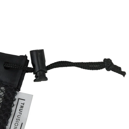 耐久性のあるメッシュトップと防水ボトムを備えたカスタム防水メッシュ巾着バッグ。濡れたアイテムや乾いたアイテムの保管に最適です。