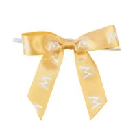 فيونكة متعددة الألوان مع شعار مطبوع