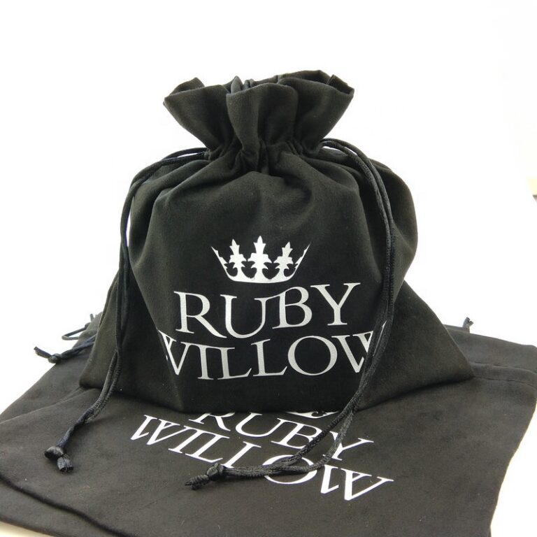 حقيبة برباط من جلد الماعز الصناعي