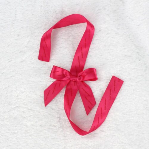 既製のリボンボウ