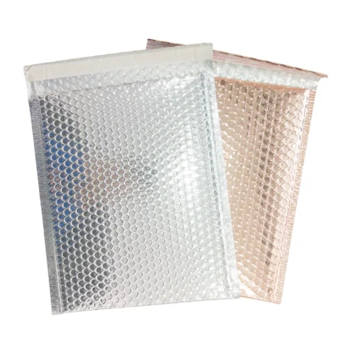 أظرف مبطنة معدنية مخصصة باللونين الفضي والذهبي الوردي، مصممة لشحن العناصر الهشة بأمان.