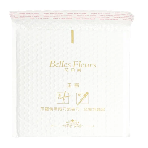 壊れやすい品物の発送用に設計されたカスタム PE パッド入り封筒。内側は気泡緩衝材、外側は滑らかな表面で、ブランド化のオプションを備えています。