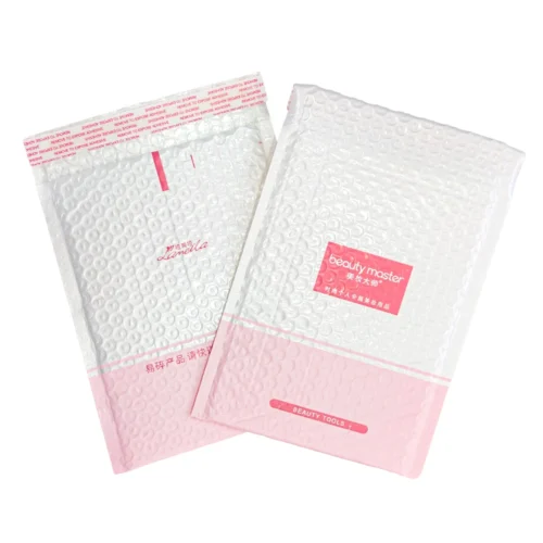 壊れやすい品物の発送用に設計されたカスタム PE パッド入り封筒。内側に気泡緩衝材が付いているので、保護力がさらに高まります。